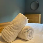 Belfast City Centre Apartment With Parking